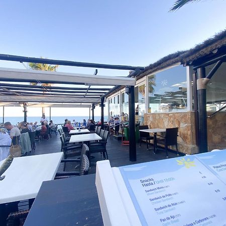 Frontline Beach Ground Floor With Privet Garden, Mi Capricho 16 Mijas Kültér fotó